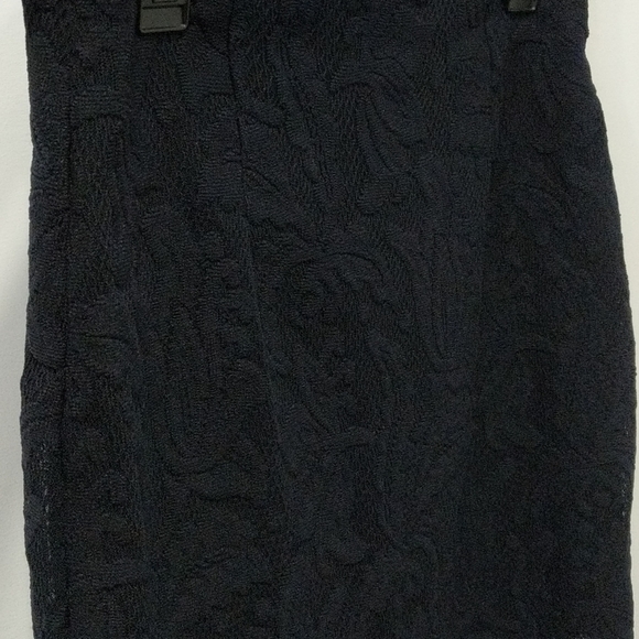 H&M Knee Length Lined Dark Navy Skirt - Picture 4 of 6
